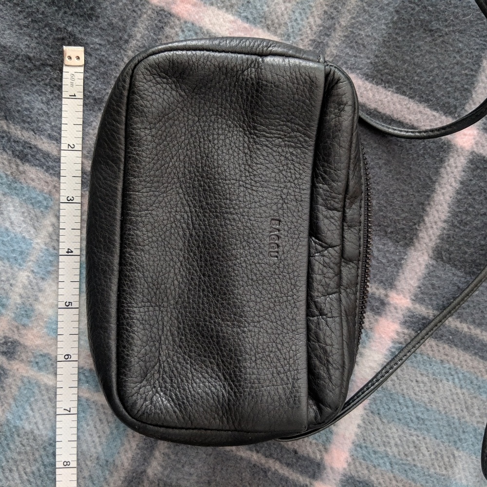 Baggu mini purse - black leather